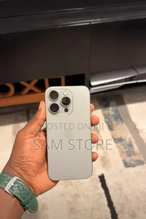 Apple iPhone 15 Pro 128 GB Gray