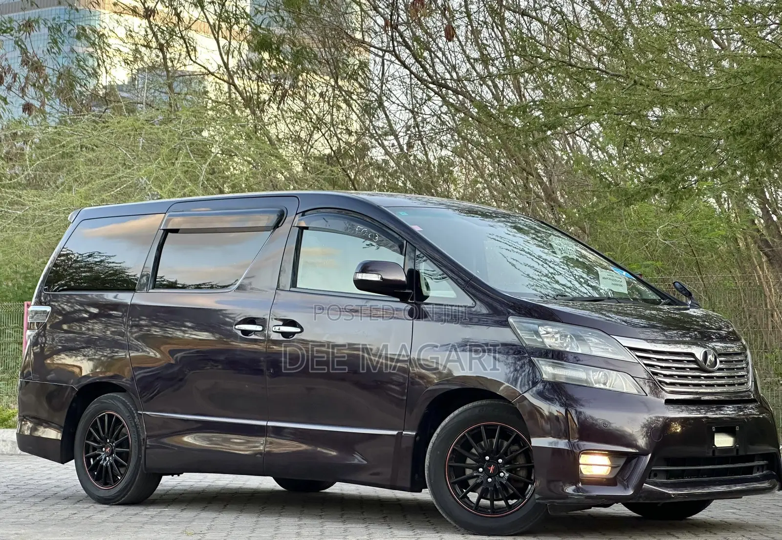 Toyota Vellfire 2010 Black