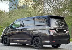 Toyota Vellfire 2010 Black