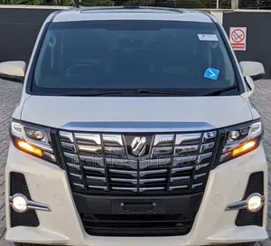Toyota Alphard 2017 White