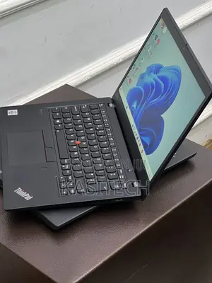 Laptop Lenovo Thinkpad X13 Yoga 8GB Intel Core I5 SSD 256GB