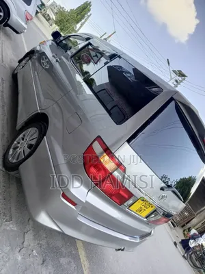 Toyota Alphard 2004 Silver