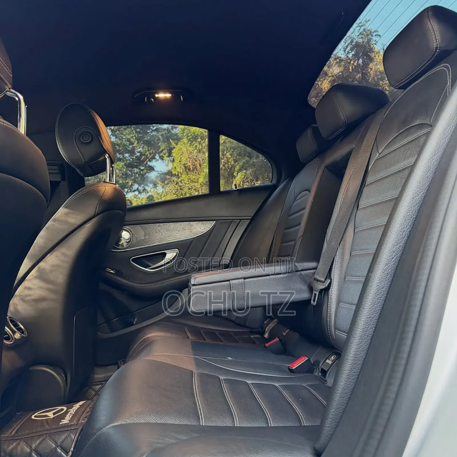Mercedes-Benz C200 2015 Silver