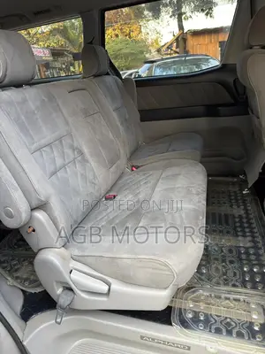 Toyota Alphard 2.4 Petrol FWD 2005 Gold