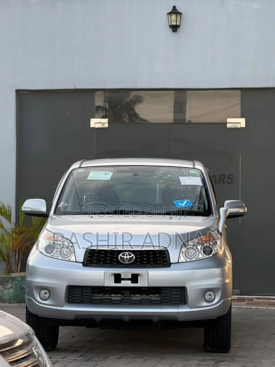 Toyota Rush 1.5 RWD 2010 Silver