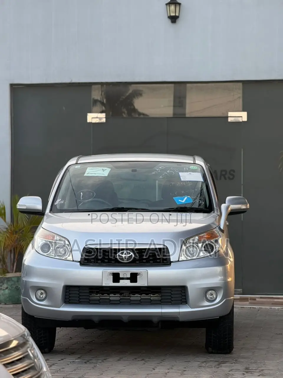 Toyota Rush 1.5 RWD 2010 Silver