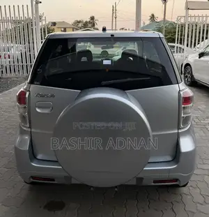 Toyota Rush 1.5 RWD 2010 Silver