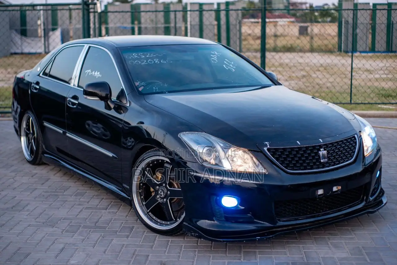 Toyota Crown 2008 Black