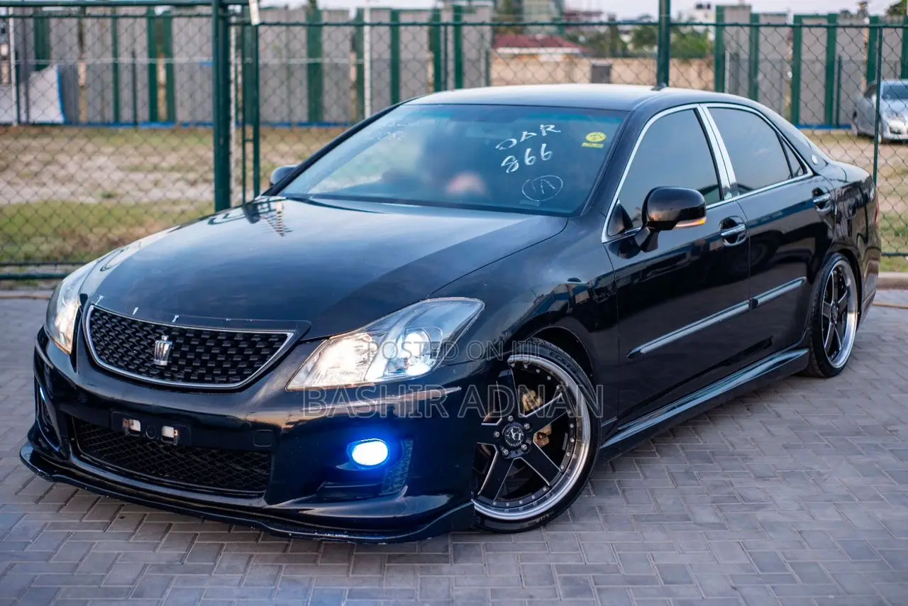Toyota Crown 2008 Black