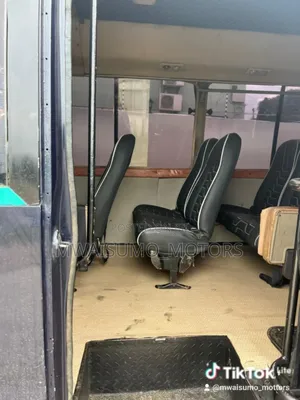 Toyota Coaster 2000 Black