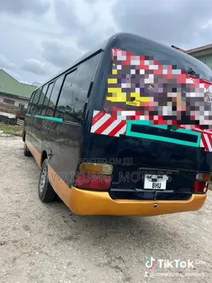 Toyota Coaster 2000 Black
