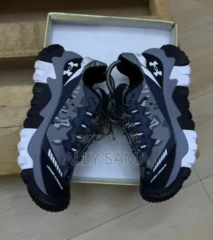Men's Sneakers Under Armor New Design