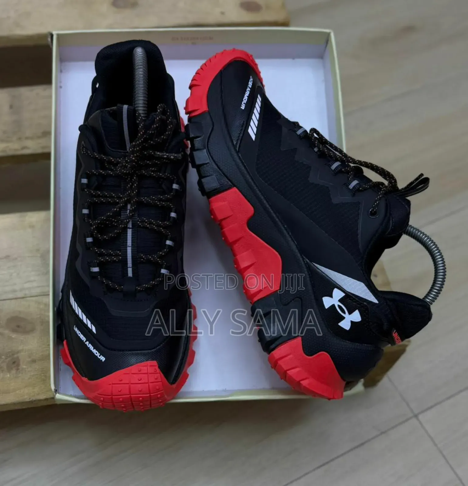 Men's Sneakers Under Armor New Design