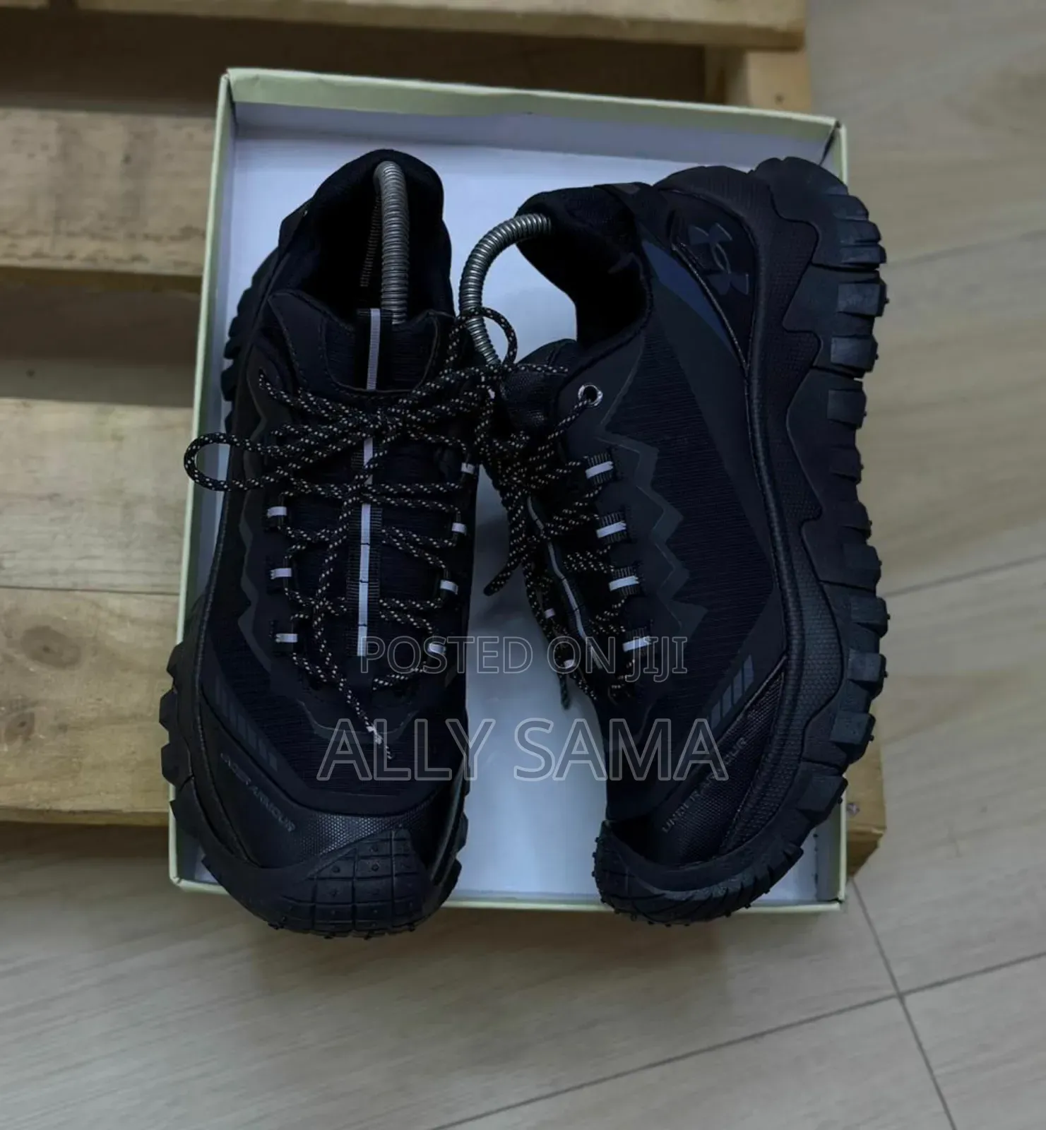 Men's Sneakers Under Armor New Design