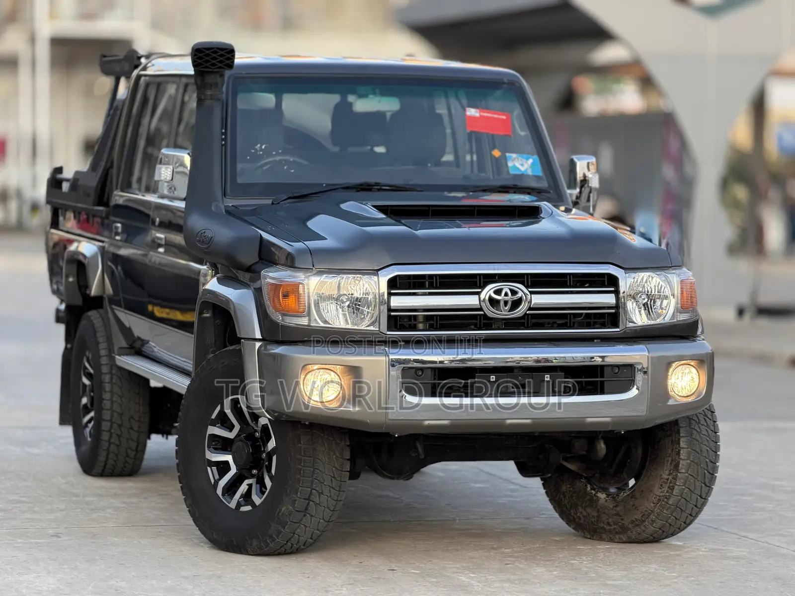 Toyota Land Cruiser 2018 Gray