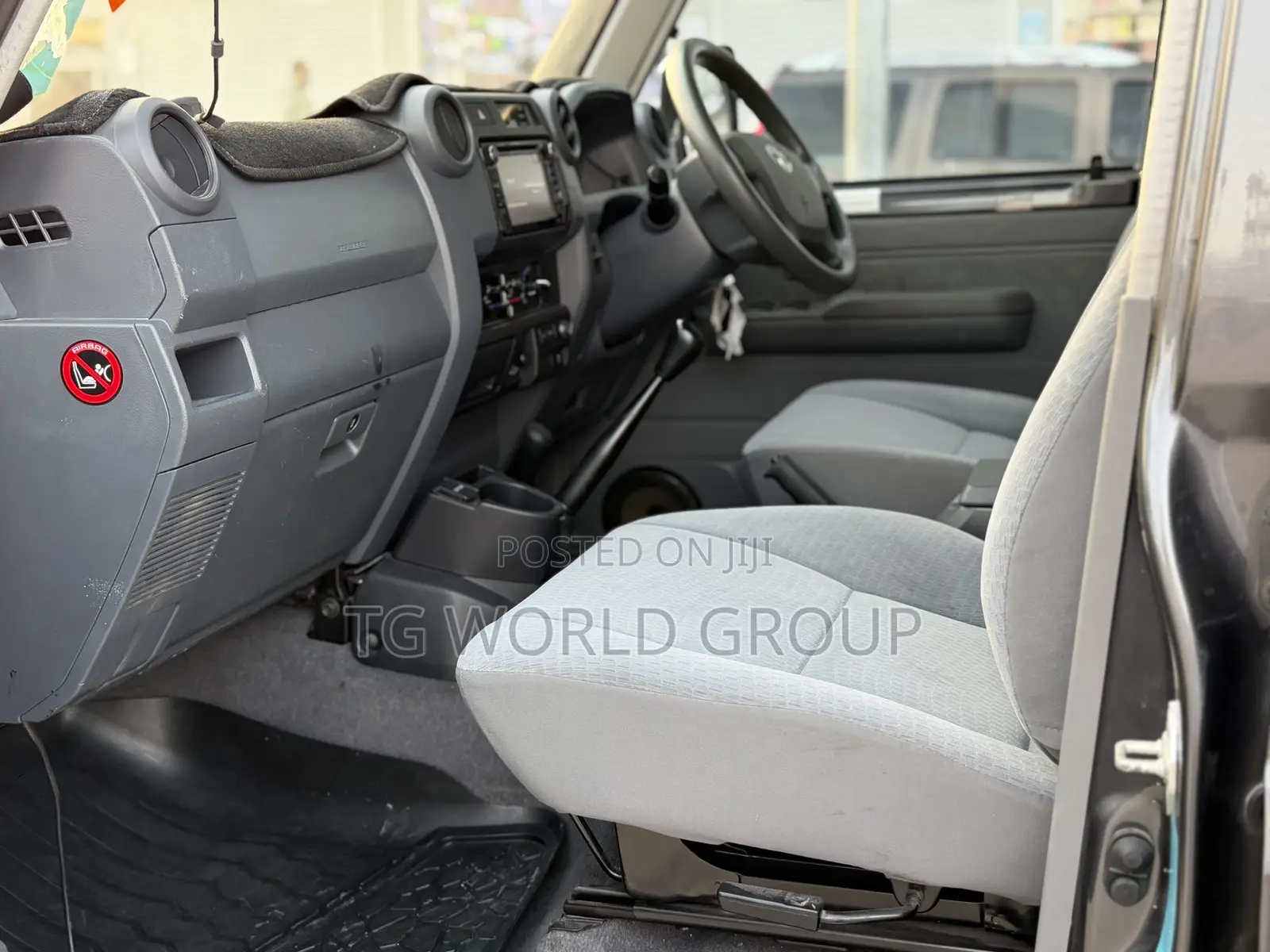 Toyota Land Cruiser 2018 Gray