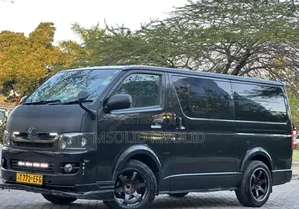 Toyota HiAce 2010 Black