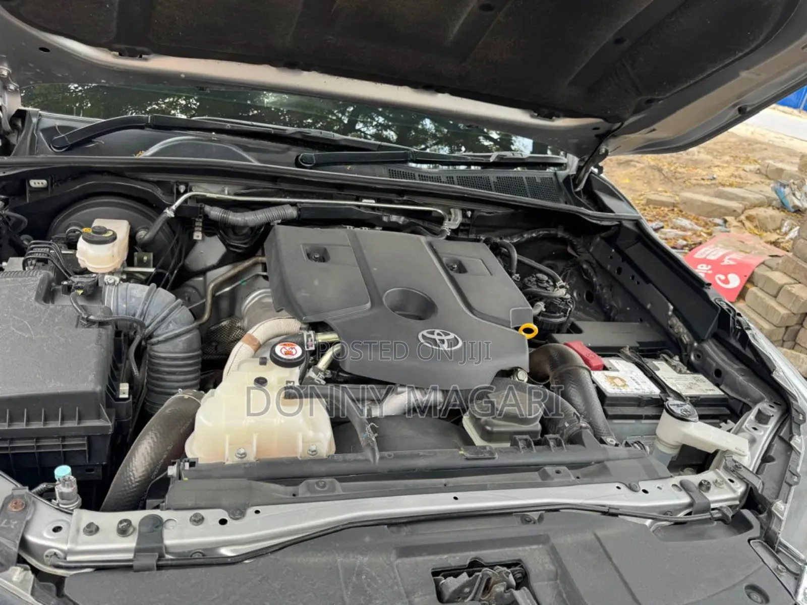 Toyota Hilux 2023 Gray