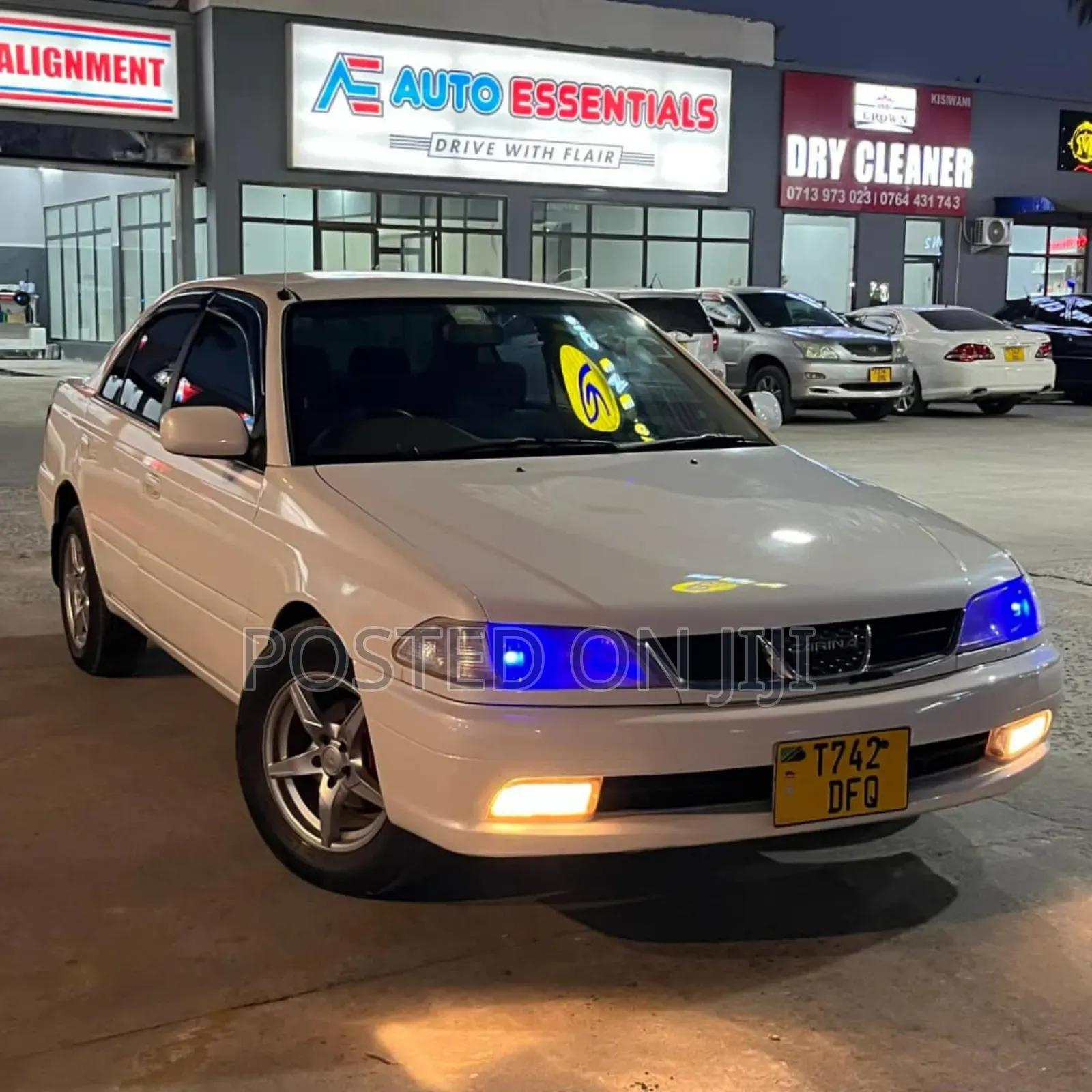 Toyota Carina 2001 White