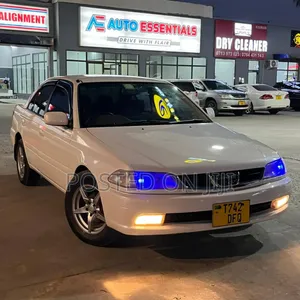 Toyota Carina 2001 White