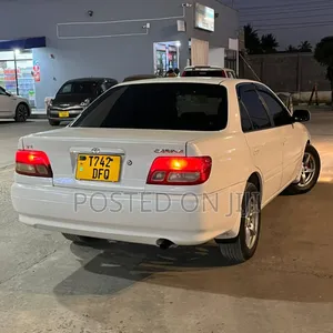 Toyota Carina 2001 White