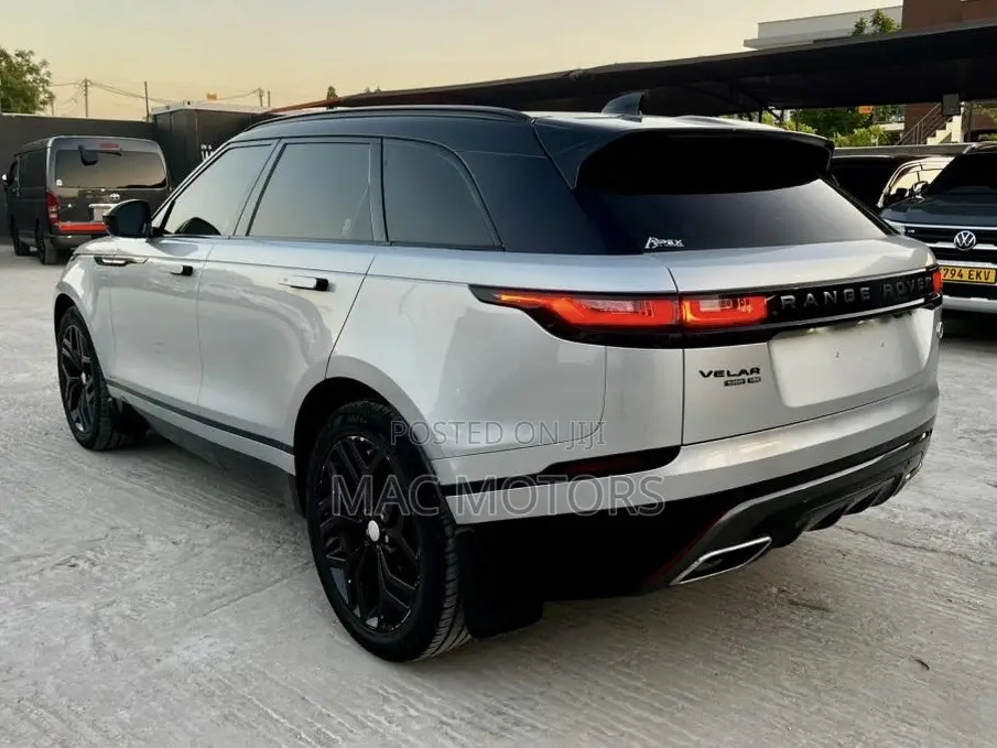 Land Rover Range Rover Velar 2018 Silver