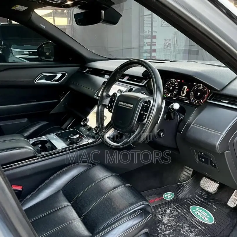 Land Rover Range Rover Velar 2018 Silver