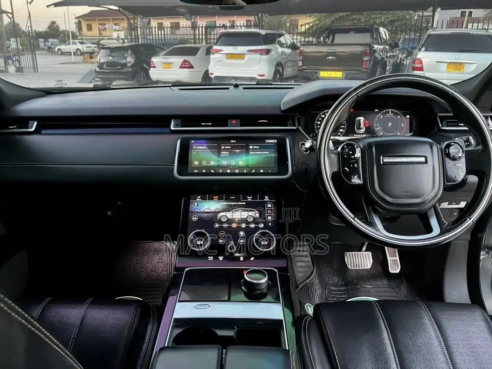 Land Rover Range Rover Velar 2018 Silver