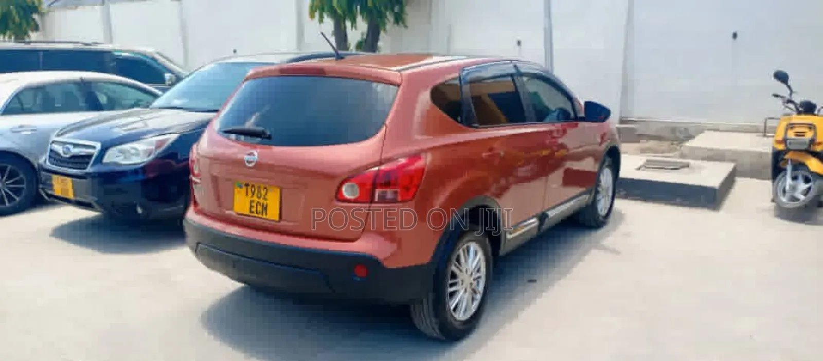 Nissan Dualis 2009 Maroon