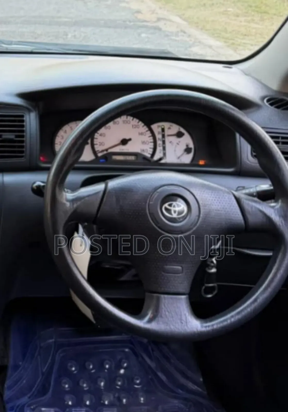 Toyota Corolla RunX 2004 Silver