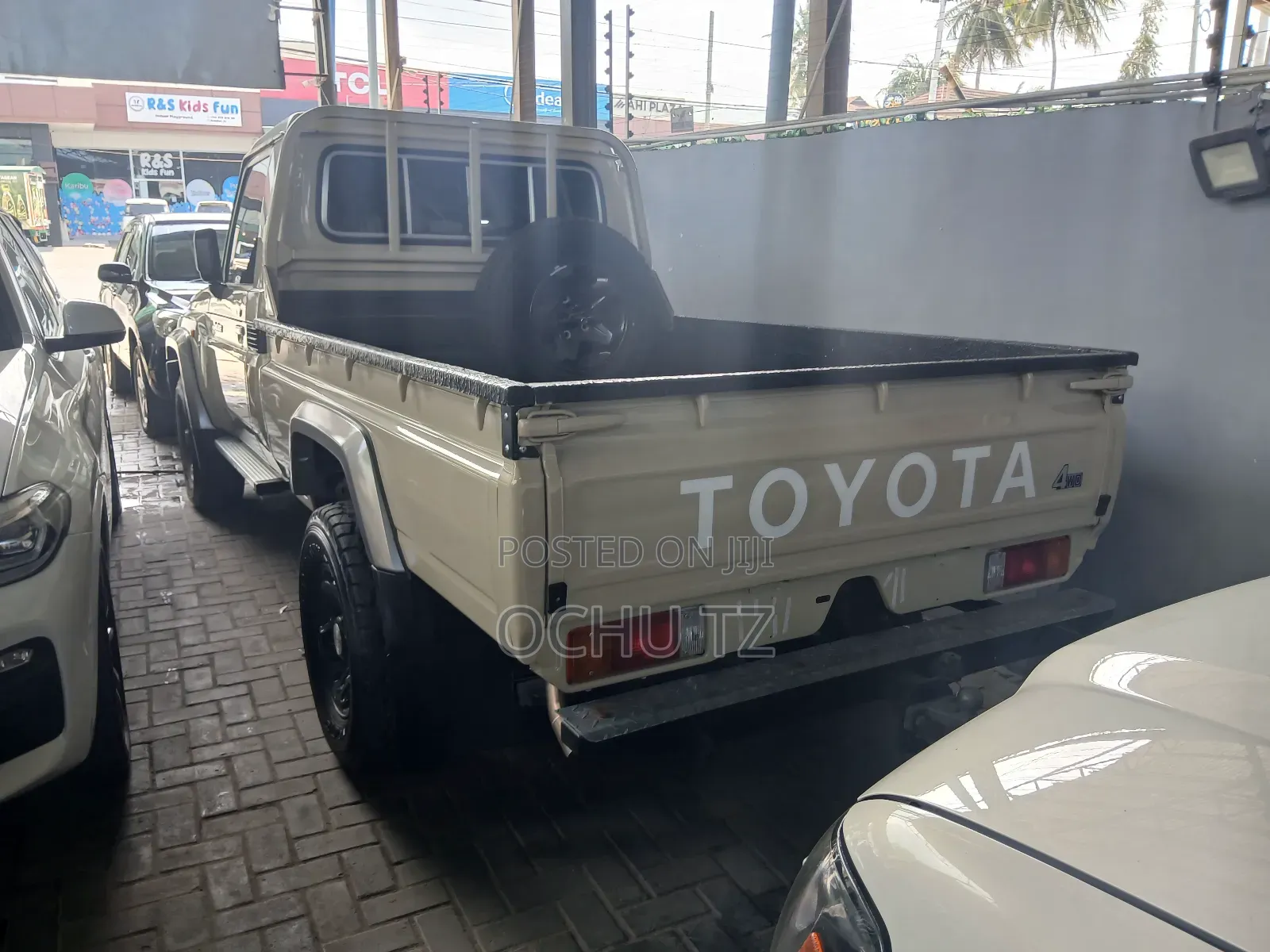 Toyota Land Cruiser 2022