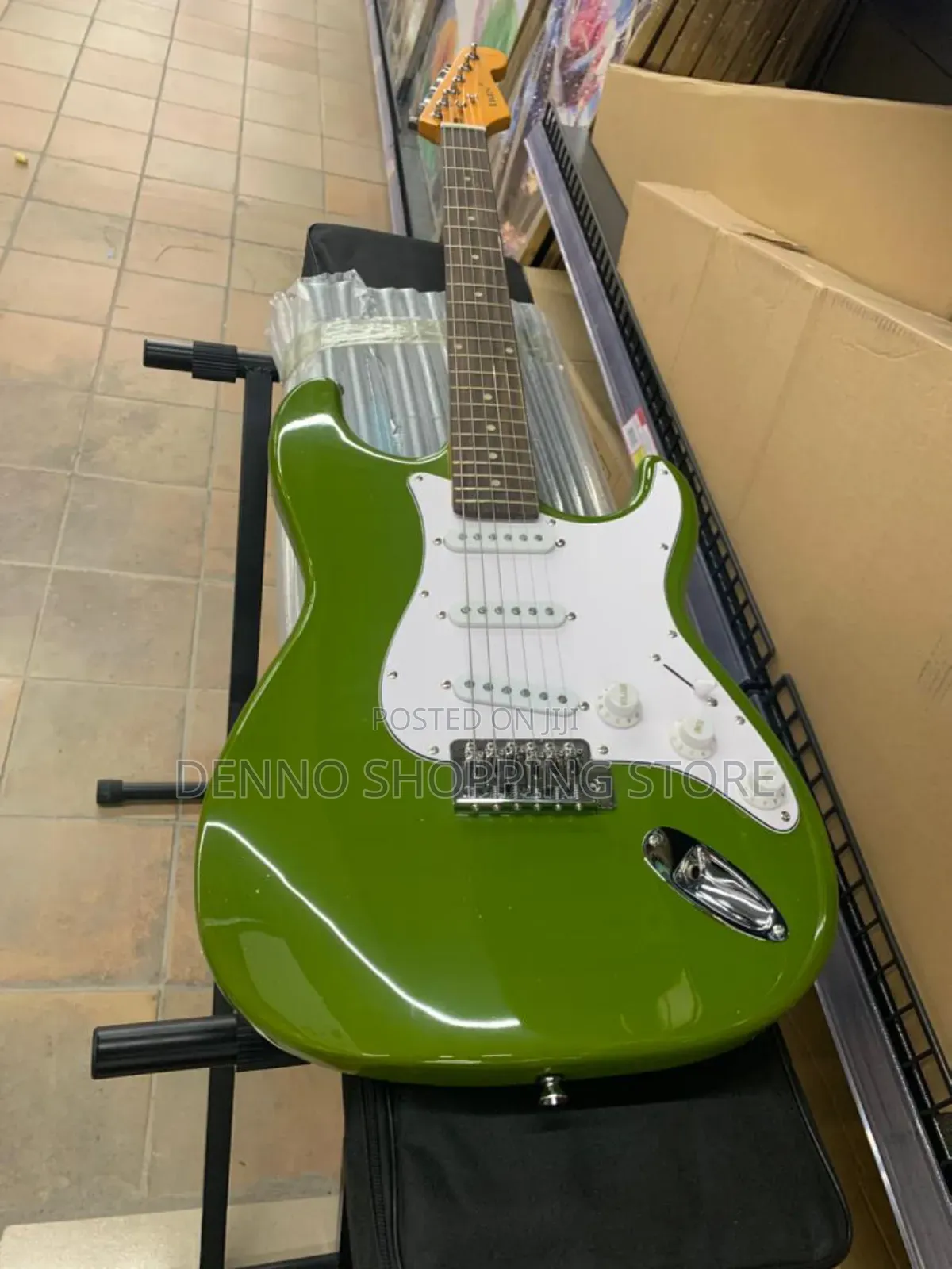 Green Solo Guitor(Halitumii Umeme)