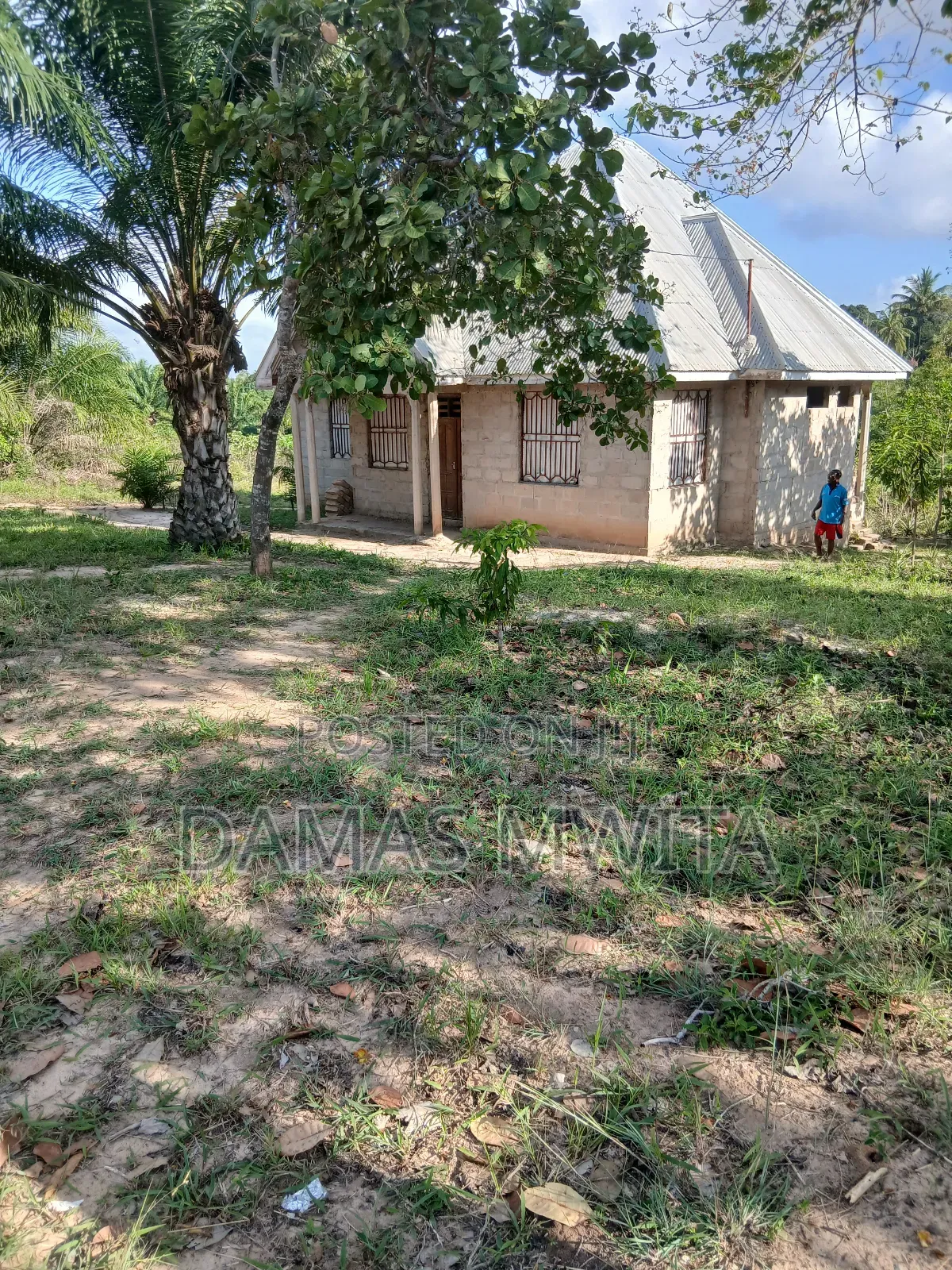 3bdrm House in Kwarubaha, Mkuranga for sale