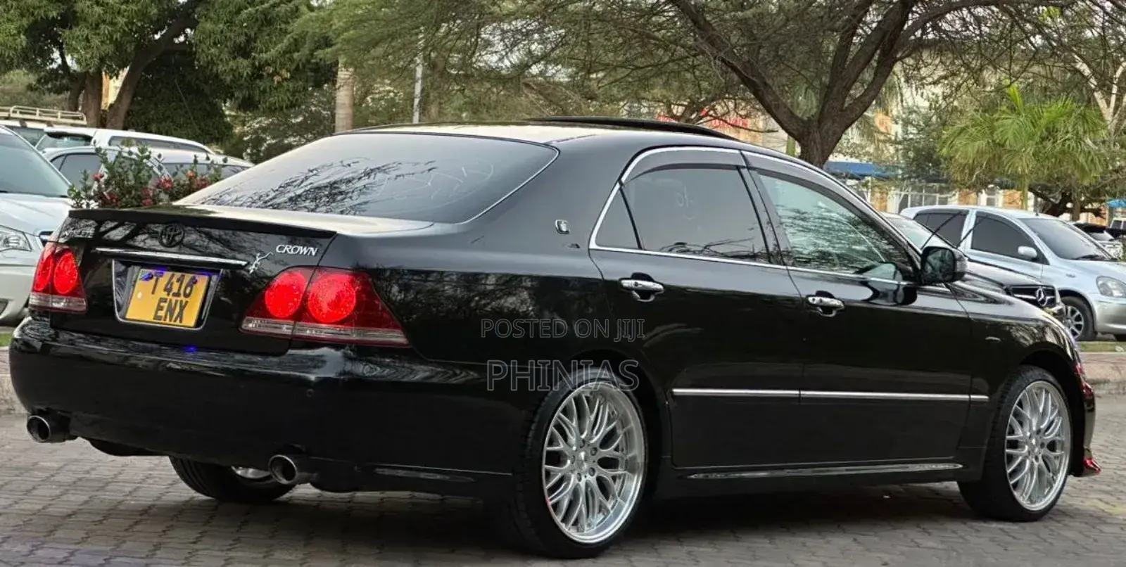 Toyota Crown 2006 Black
