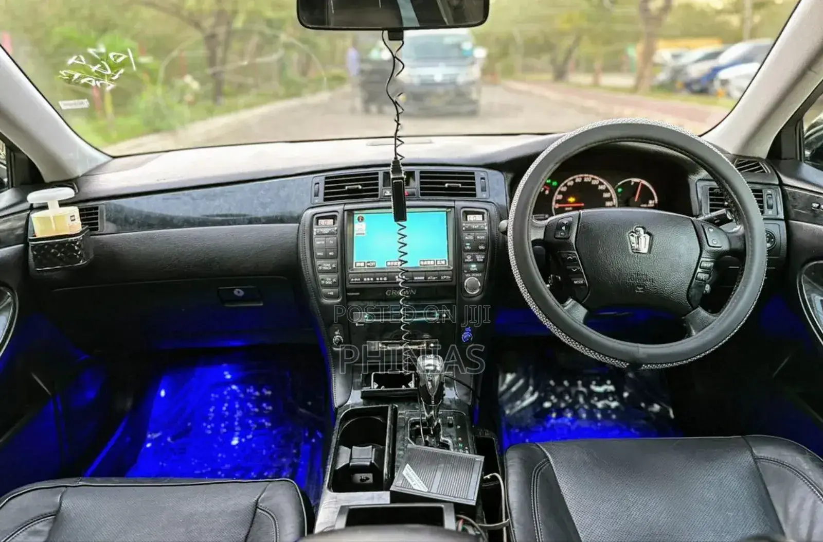 Toyota Crown 2006 Black