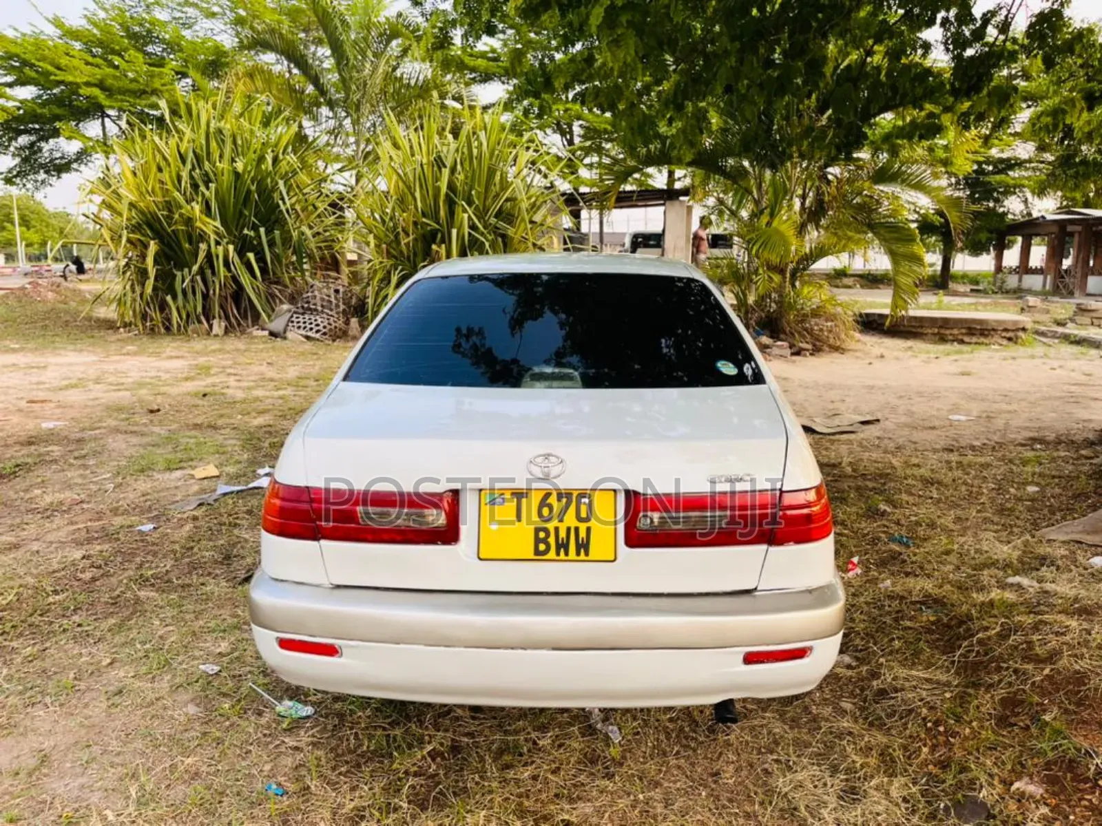 Toyota Corona Premio 2001 White