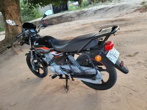 TVS HLX 125 2025 Black