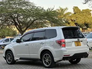 Subaru Forester 2009 White