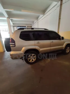 Toyota Land Cruiser 2005 Silver
