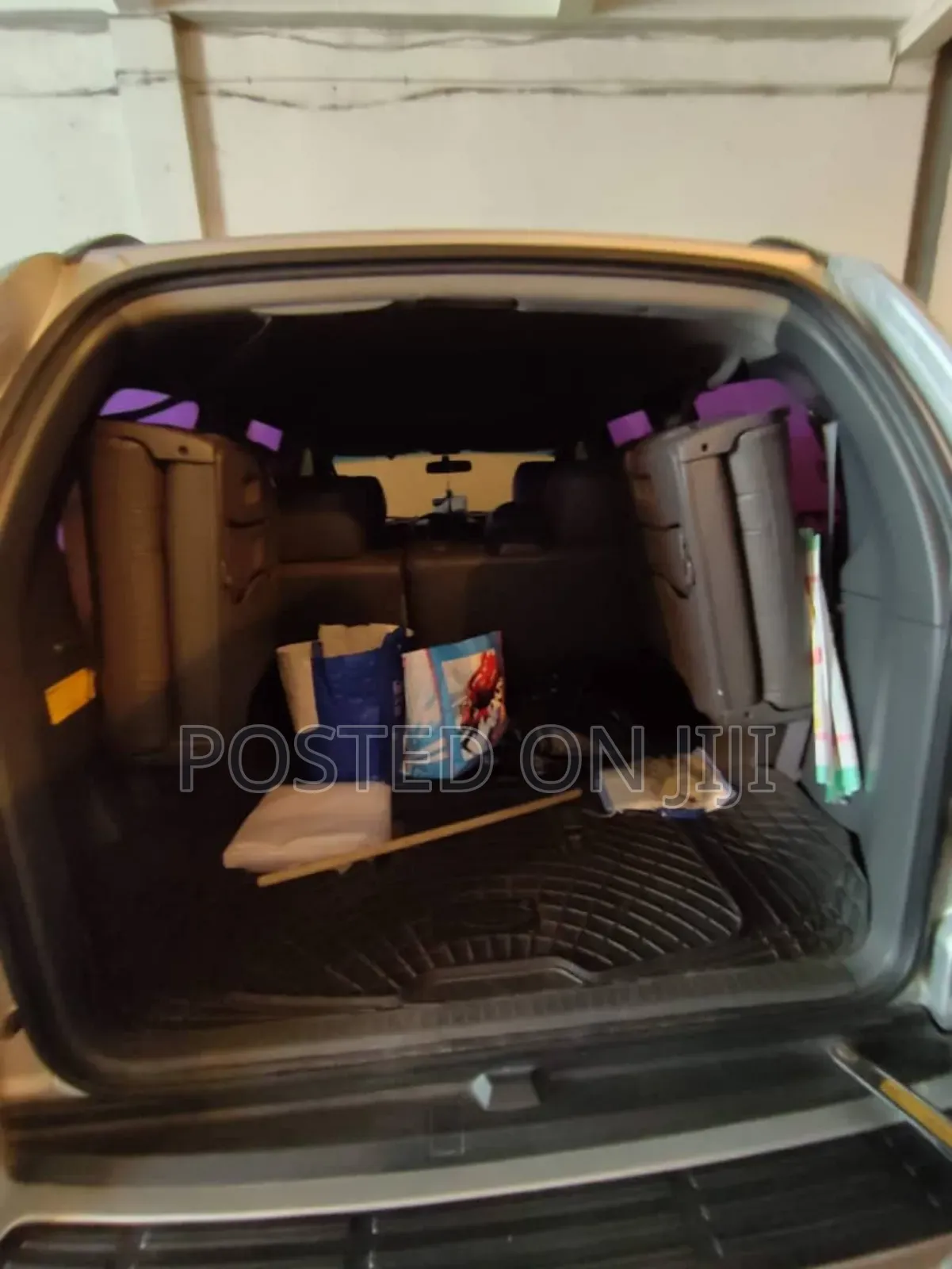 Toyota Land Cruiser 2005 Silver