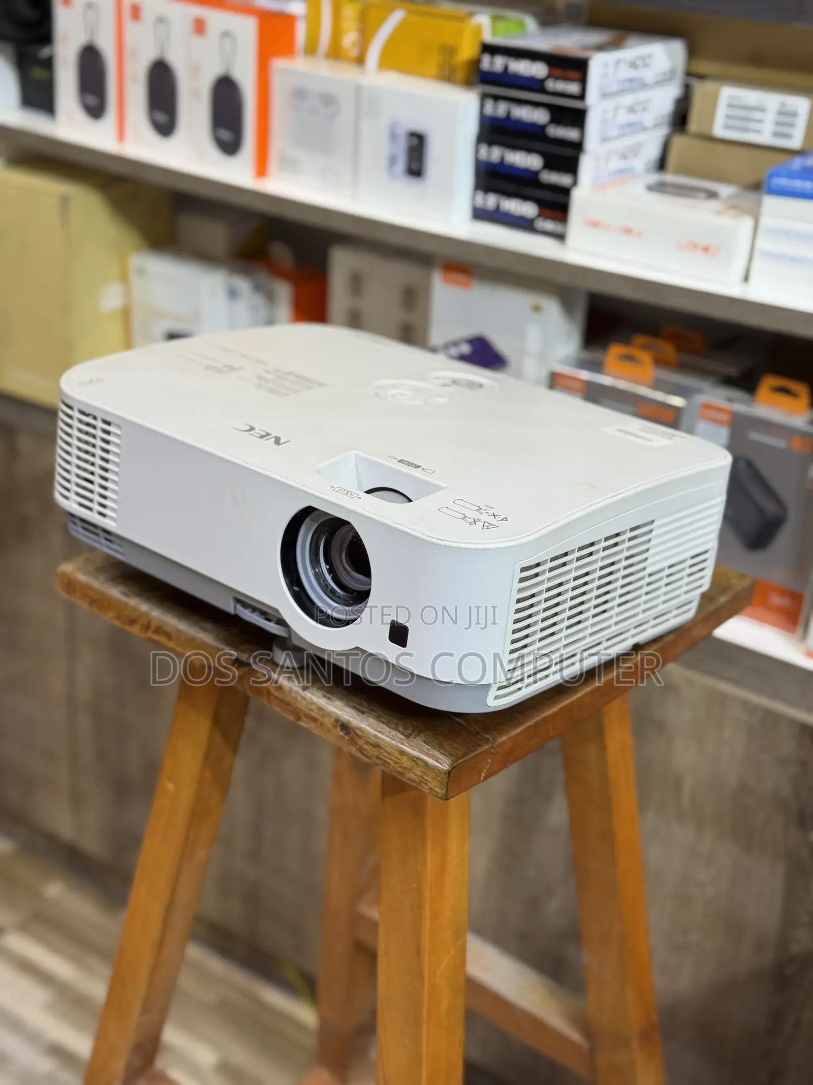 Nec Projector 100+ Inches Screen Display