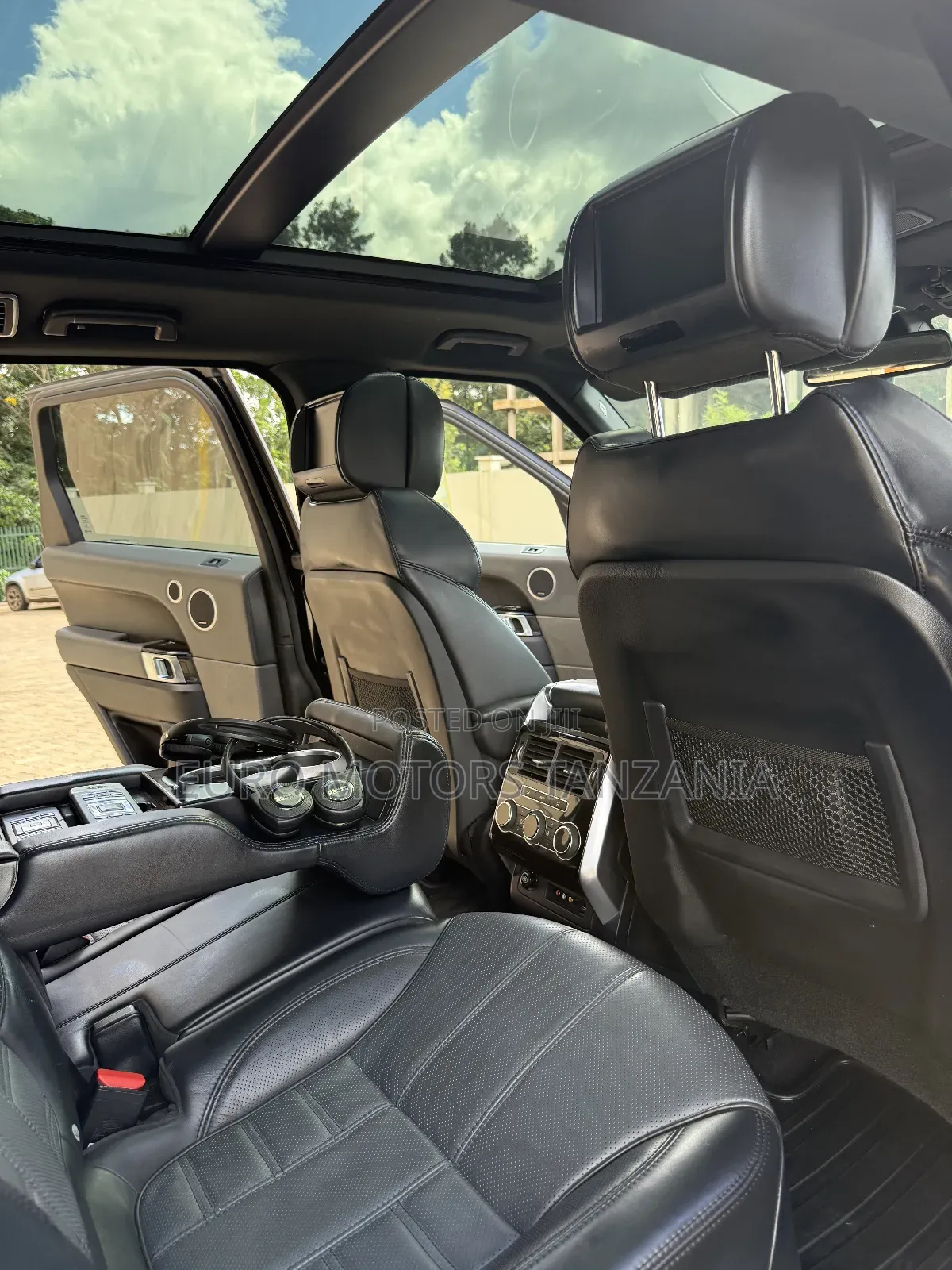 Land Rover Range Rover Sport SE 4dr SUV 4WD (3.0L 6cyl S/C 8A) 2014
