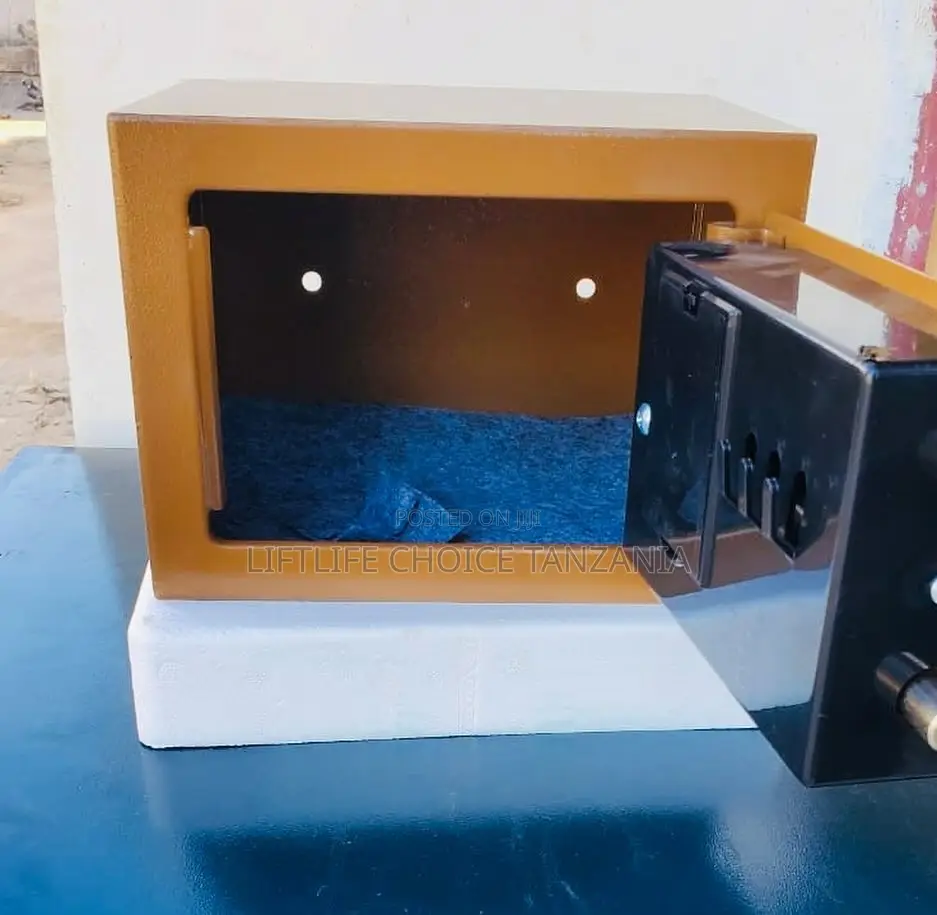 Min Safe Box (Cm 17) Kg 3