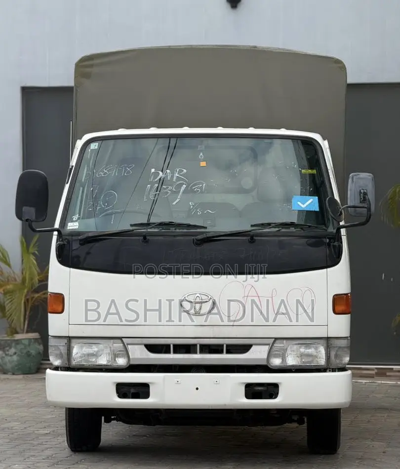 Toyota Dyna Truck Boxbody 1.5 Tonnes Unregistered(Mpya) Chasis.