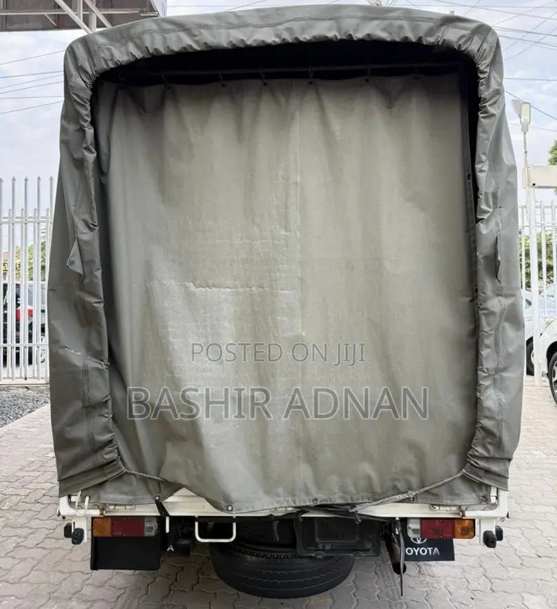 Toyota Dyna Truck Boxbody 1.5 Tonnes Unregistered(Mpya) Chasis.
