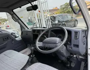Toyota Dyna Truck Boxbody 1.5 Tonnes Unregistered(Mpya) Chasis.