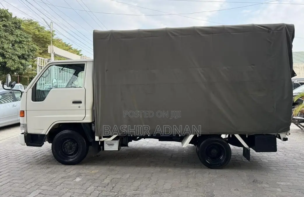 Toyota Dyna Truck Boxbody 1.5 Tonnes Unregistered(Mpya) Chasis.