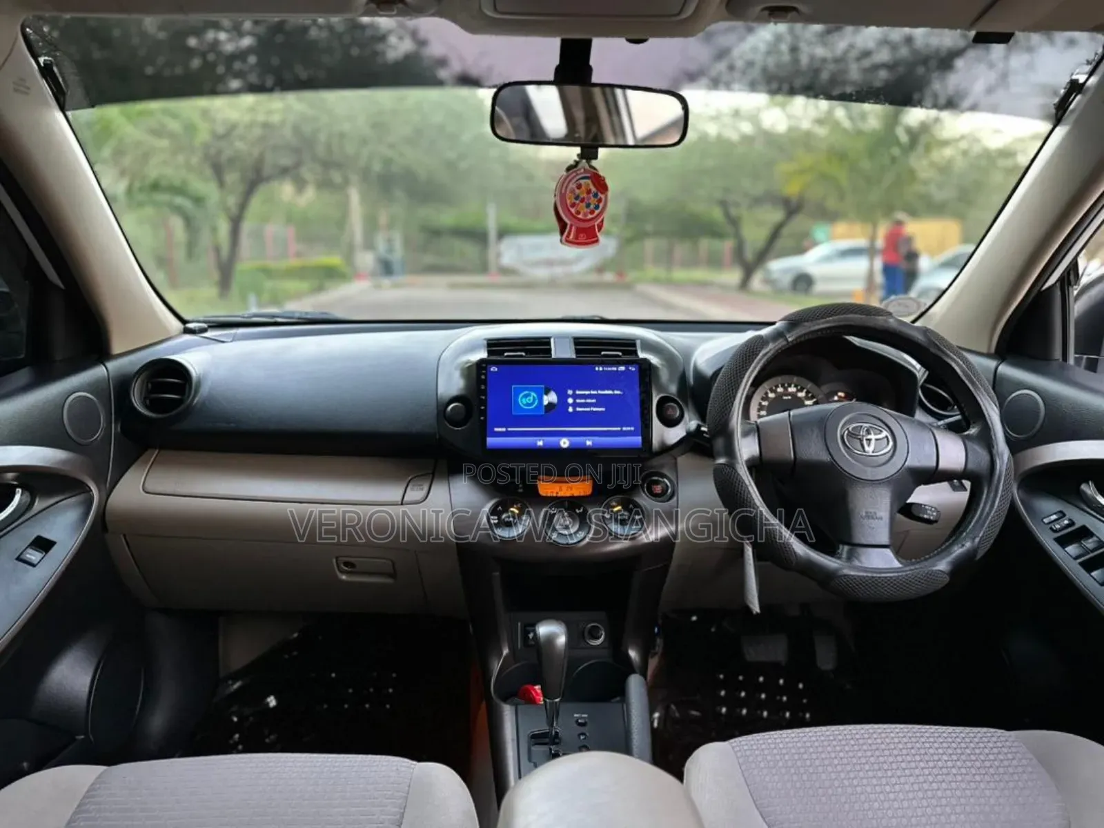 Toyota Vanguard 2009 White