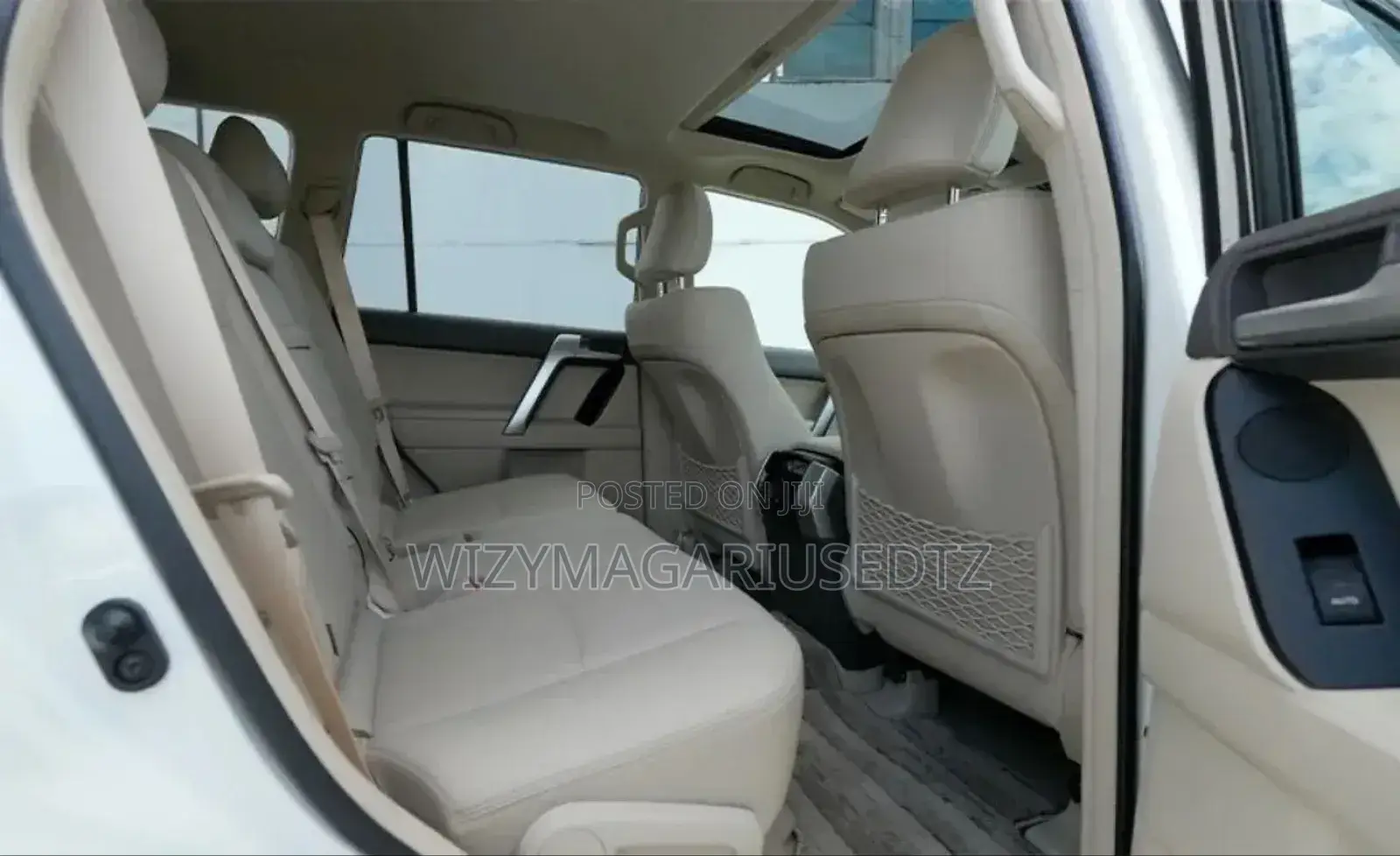 Toyota Land Cruiser Prado 2022 Off white