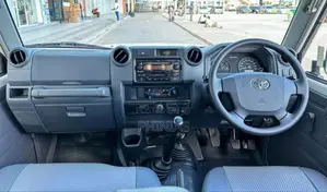 Toyota Land Cruiser 2013 White